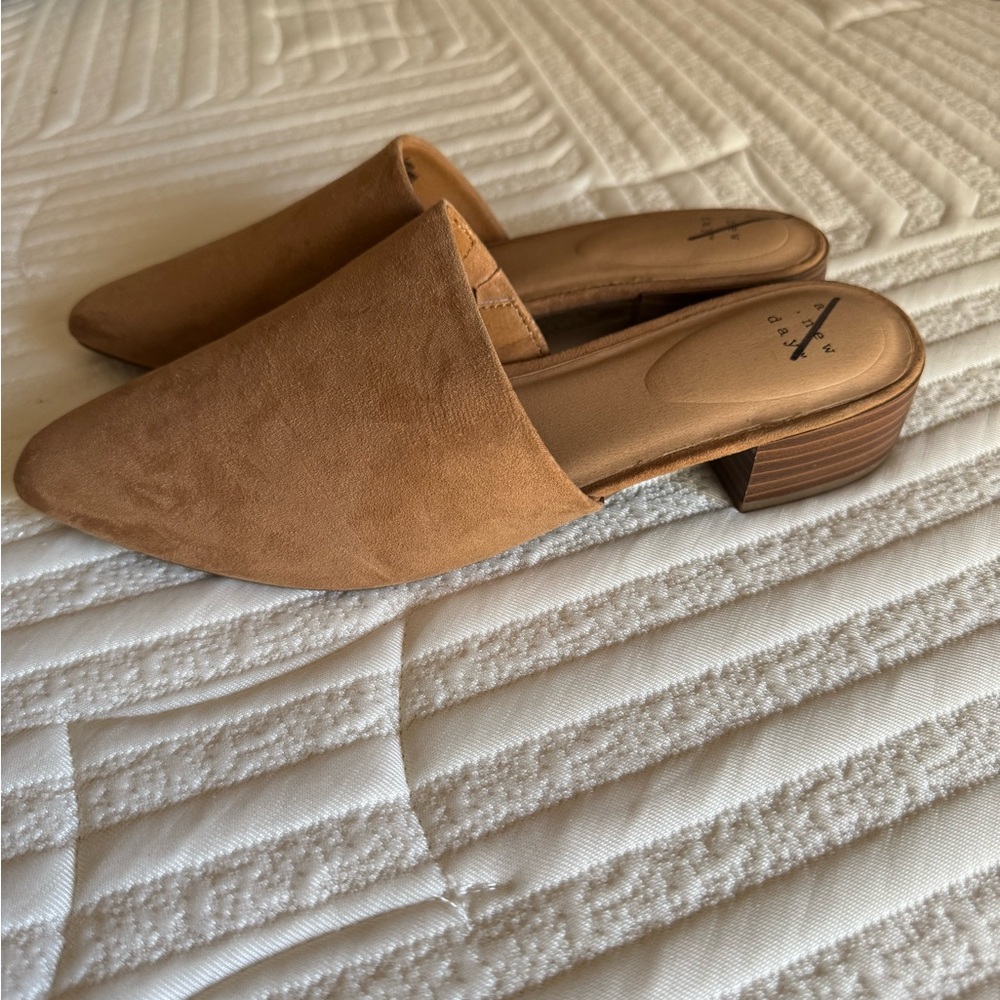 Stylish Tan Mules for Women